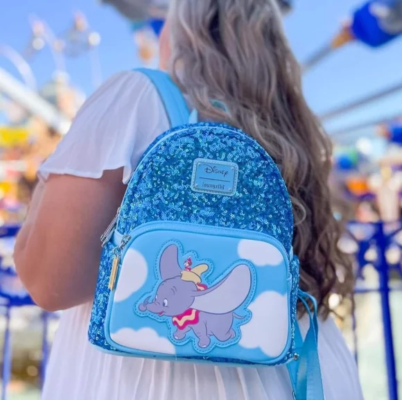 Dumbo Sequin Exclusive Loungefly backpack Brand new - Picture 1 of 15